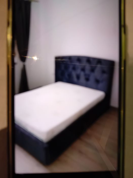 Vand pat din catifea 180/200 .