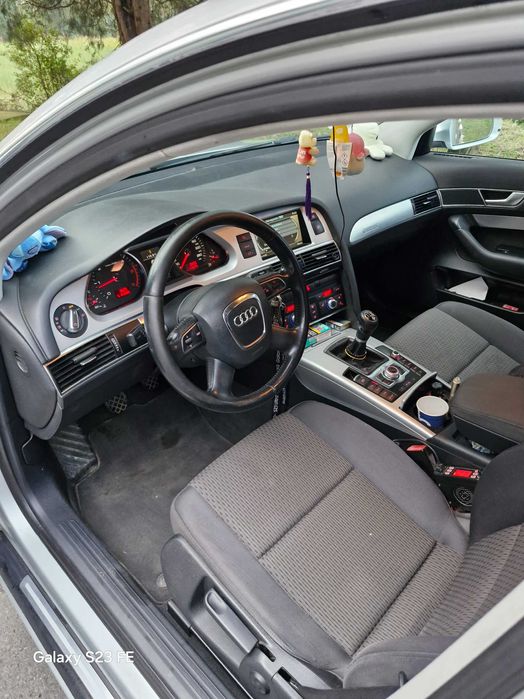 Vând Audi A6 C6 3.0TDi