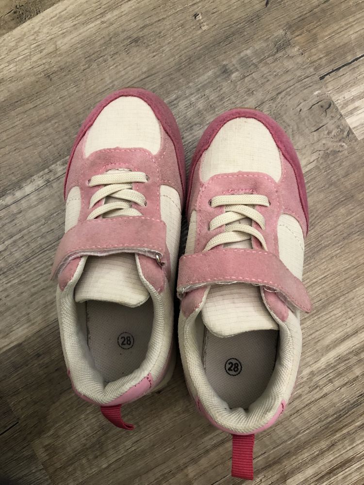 Adidasi roz copii marimea 28
