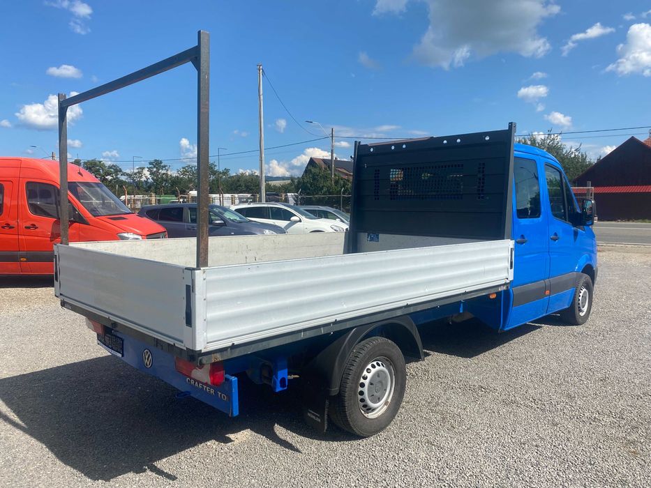 VW Crafter 2.5 tdi, 7 locuri,lada 3.50 ,