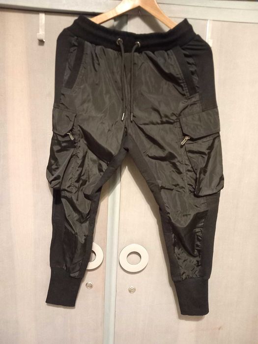 Модерен ежедневен панталон за момчета размер 150-160 см.