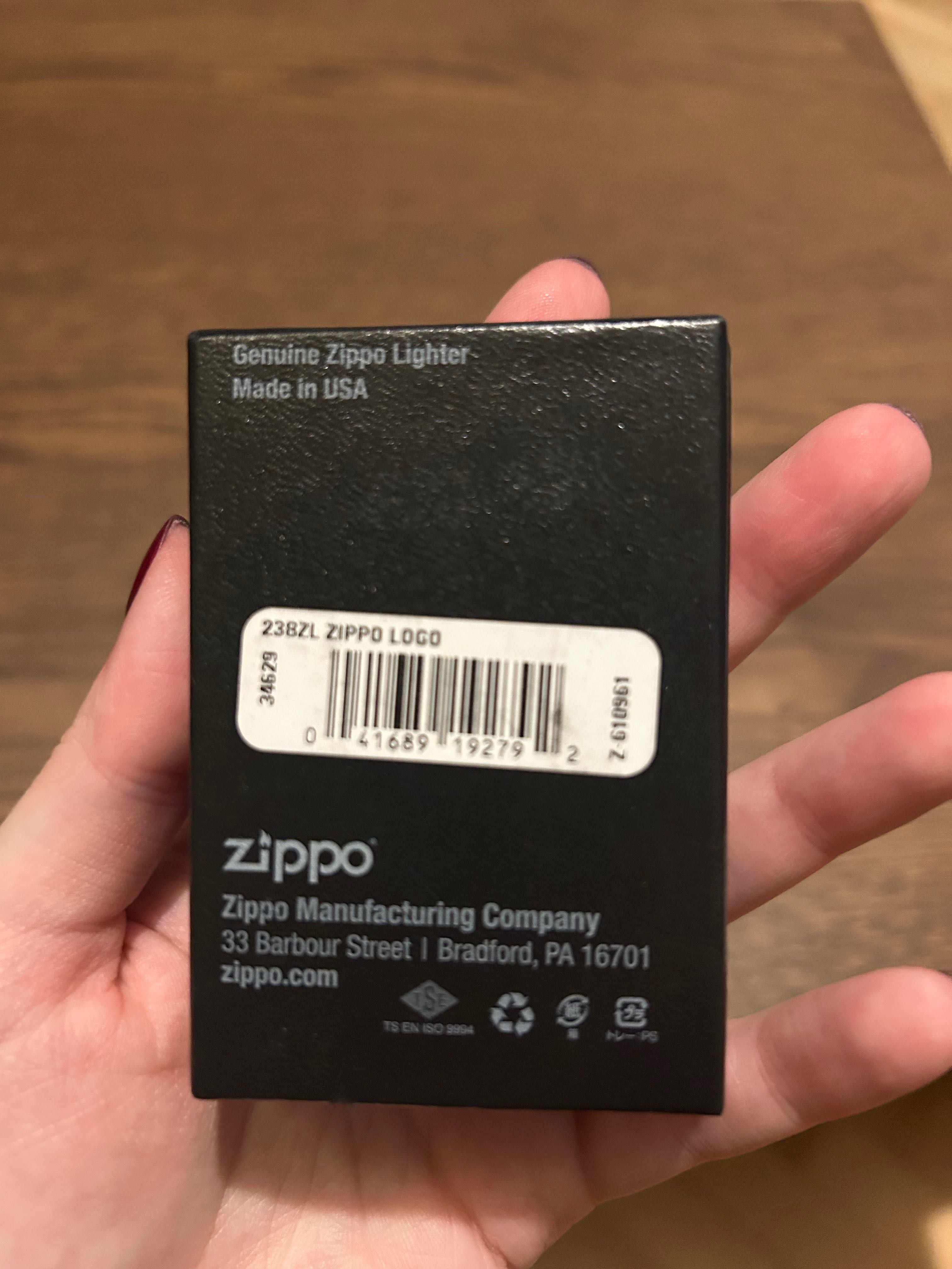 Оригинална Zippo запалка, розова