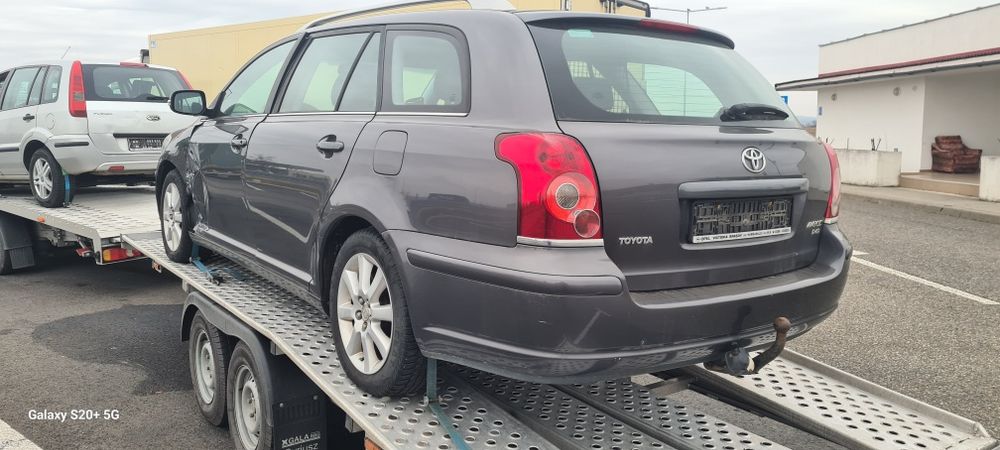 Haion portbagaj Toyota Avensis combi
