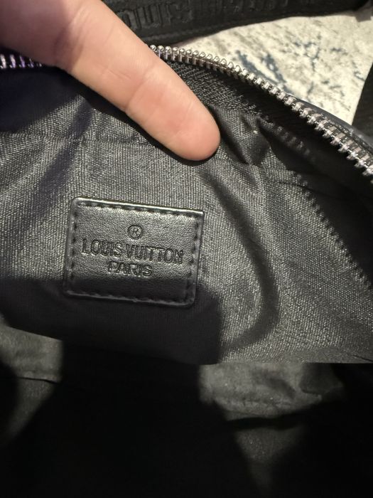 Louis vuitton чантичка