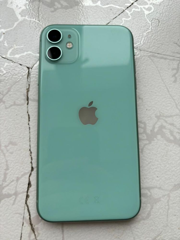 IPhone 11 128 гб.