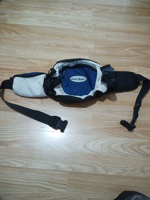 Borsetă de șold Deuter, stare foarte bună
