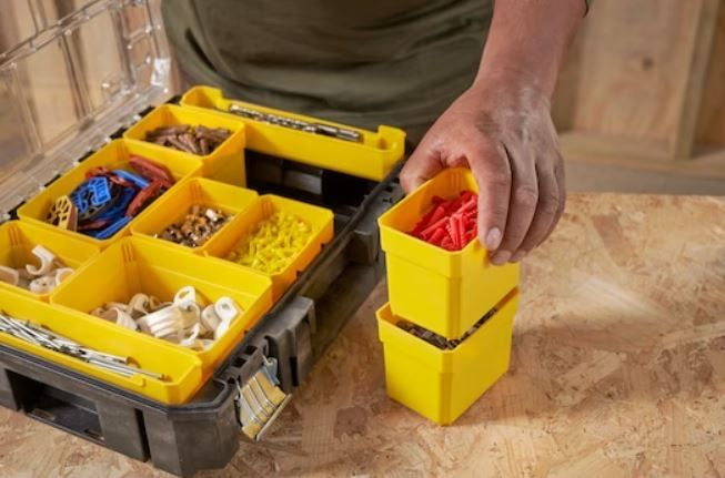 Куфар органайзер за консумативи STANLEY - СЪВМЕСТИМ DeWALT TSTAK