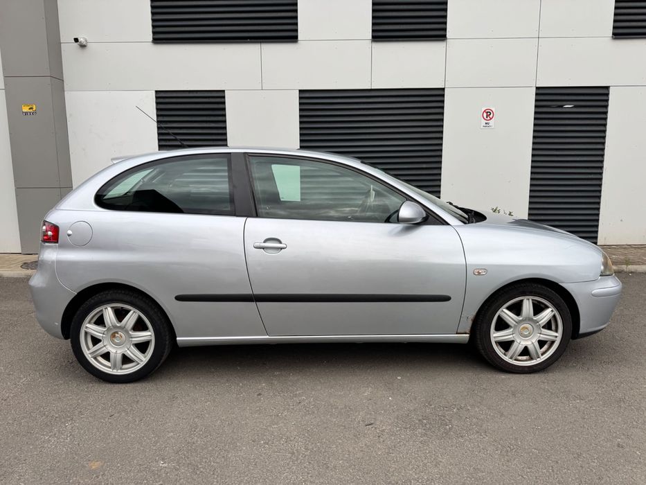 Seat Ibiza 2005 1.4 Benzina