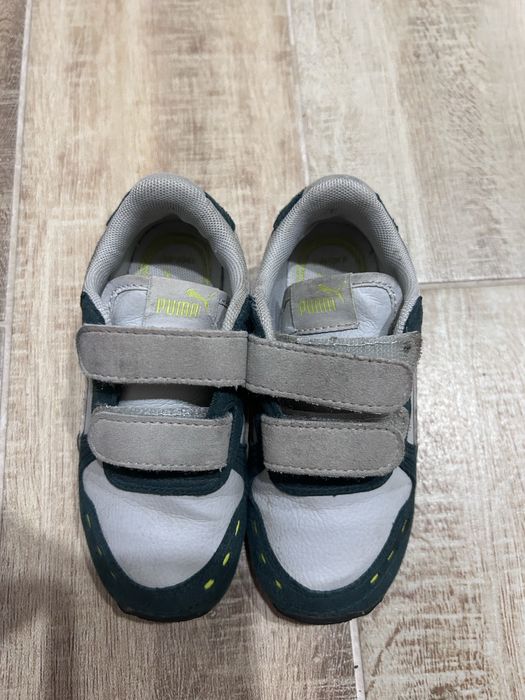 Adidasi Puma marimea 25