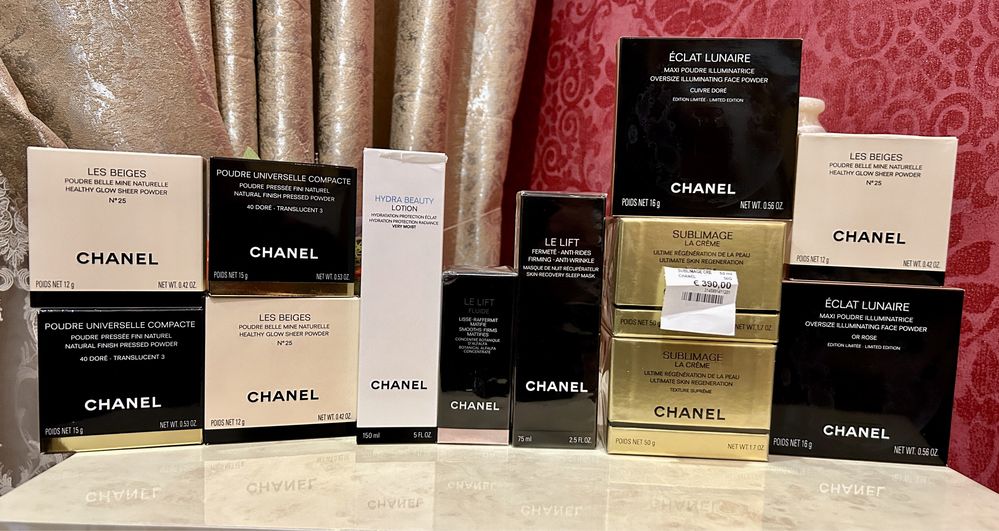 Diferite cosmetice Dior , Chanel , Este Lauder