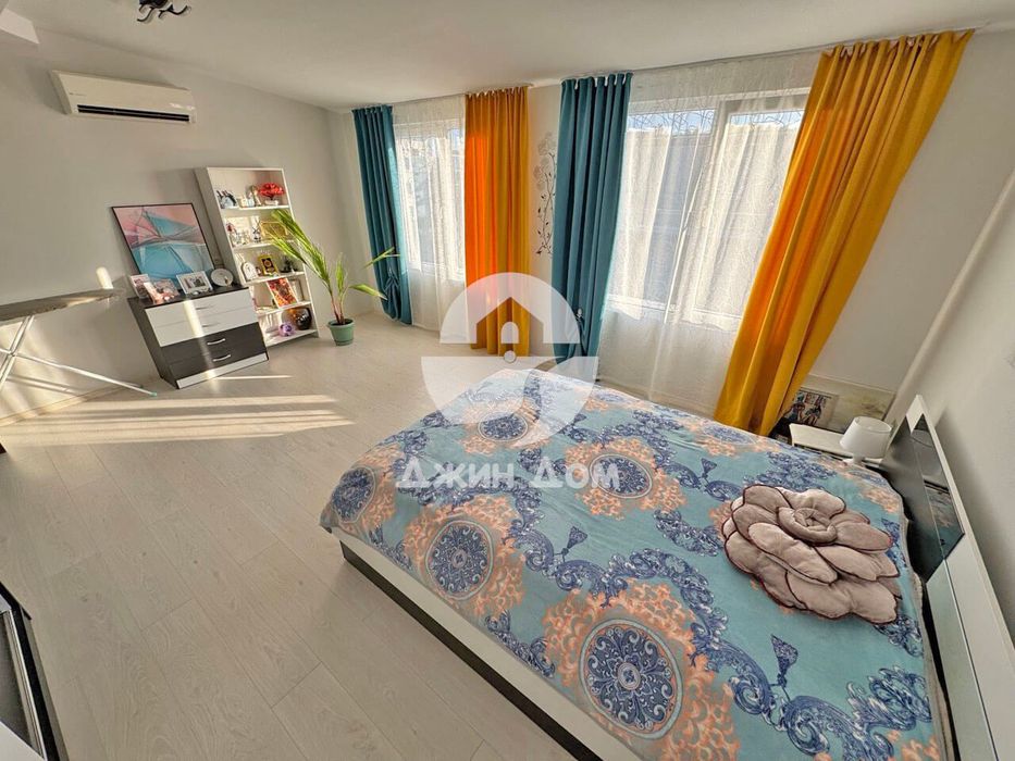 Продава се Четиристаен апартамент в к.к. Слънчев бряг - 96 кв.м за 1110 €/кв.м - Снимка #5