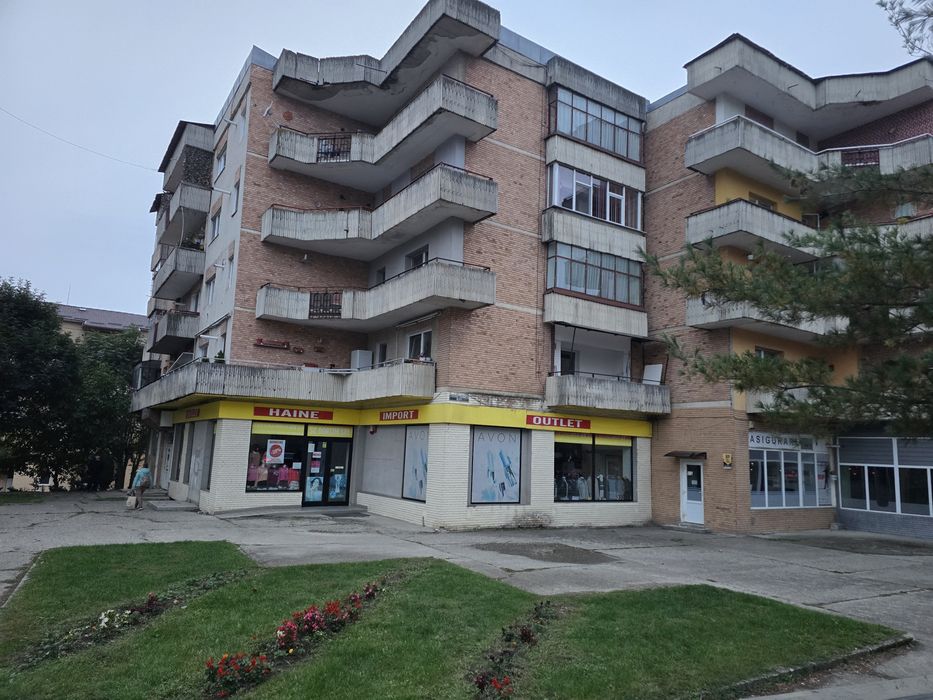 Vand apartament 2 camere