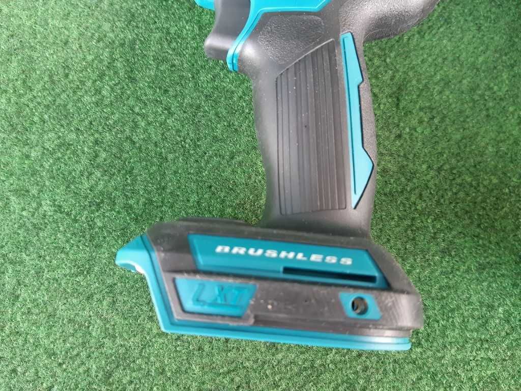 Makita DTW 181  - акумулаторен  ударен гайковерт