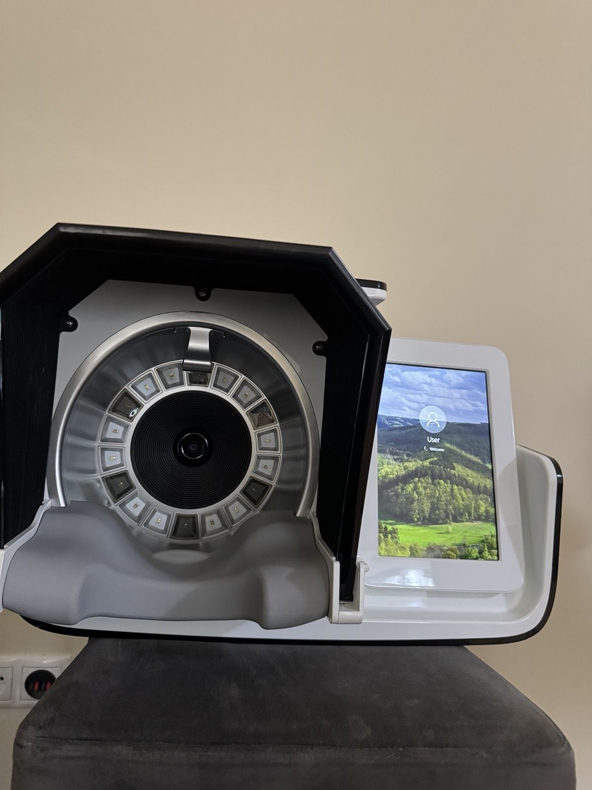Spectronix Truescan Skin Analyses System
