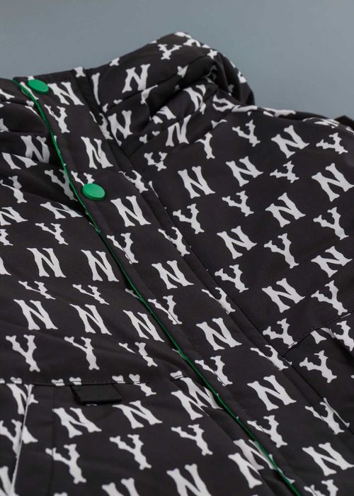 Детско яке с надписи, Черен Цвят