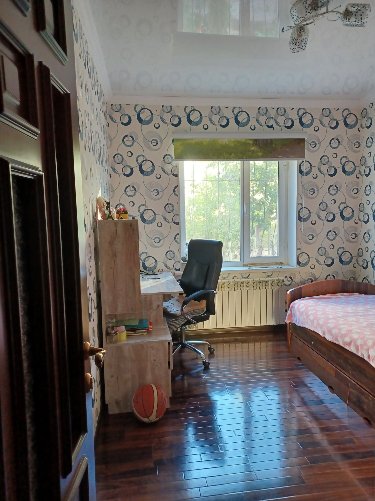 Продаётся 4х комнатная квартира
