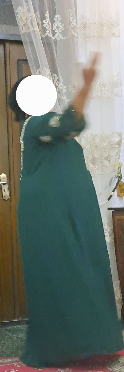 Abaya sotiladi. Yangi