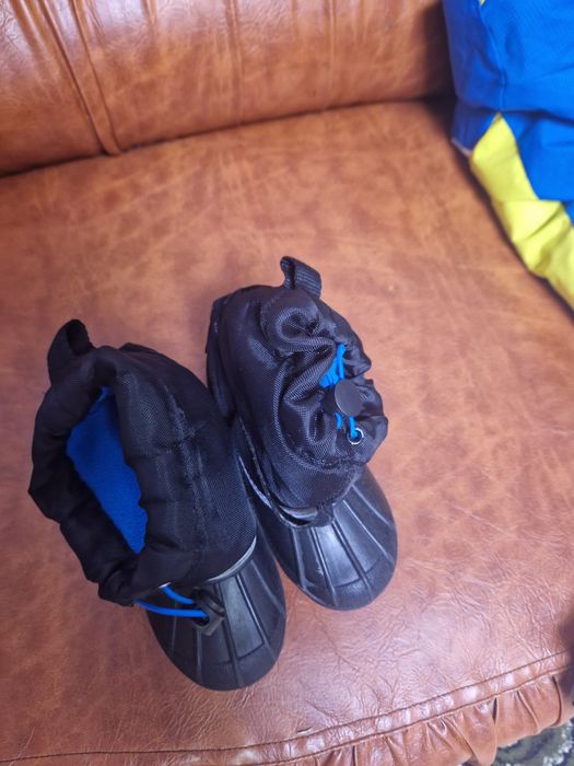 Costum ski COLMAR + helanca. Ofer cadou ghetele