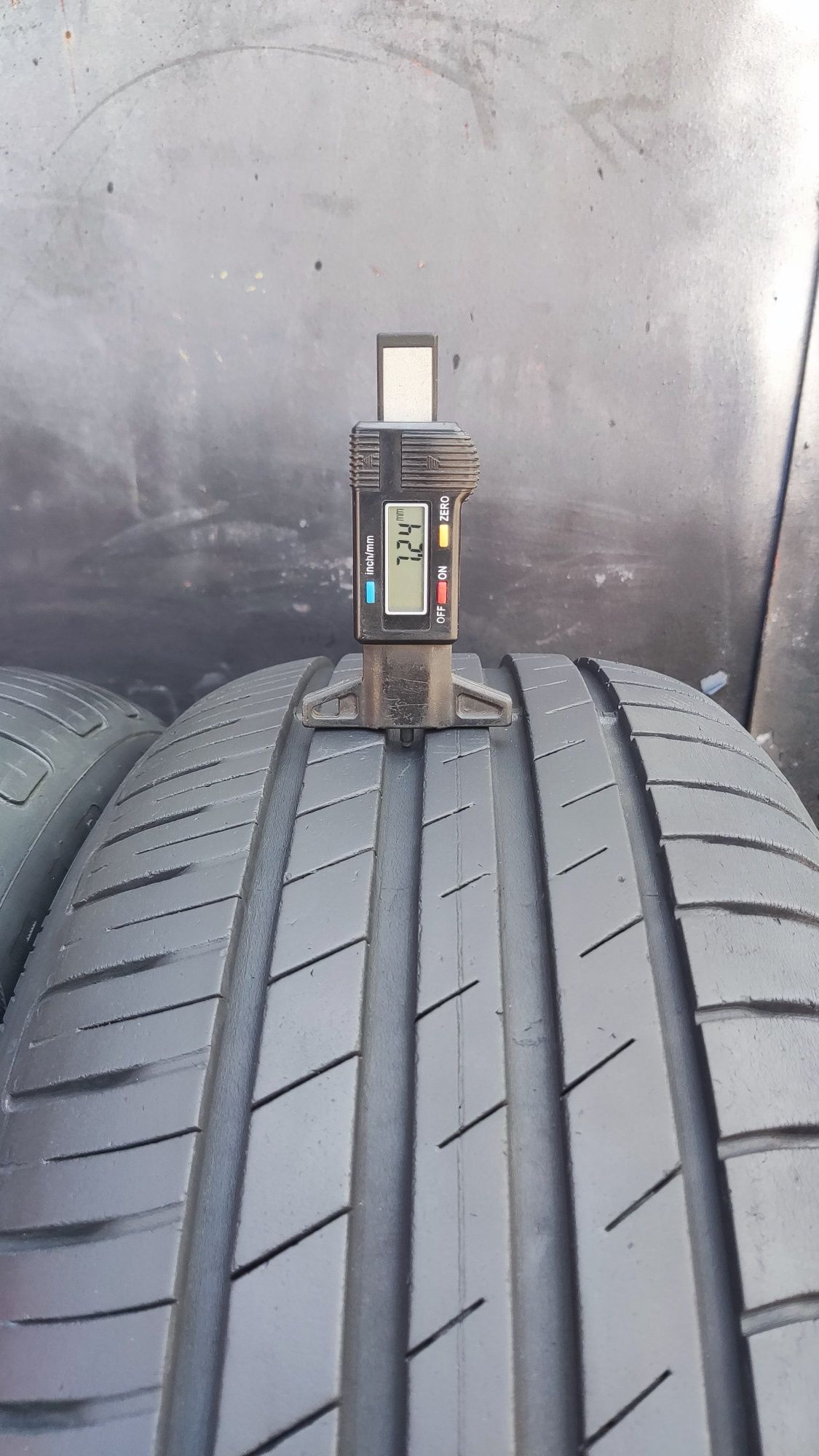 2бр. летни гуми 205/55/16 GoodYear Efficient Grip Performance
dot22
7.