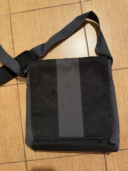 Geanta laptop neagra
