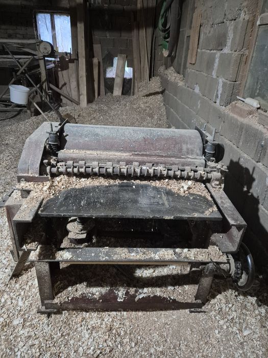 Vând abricht si grosime