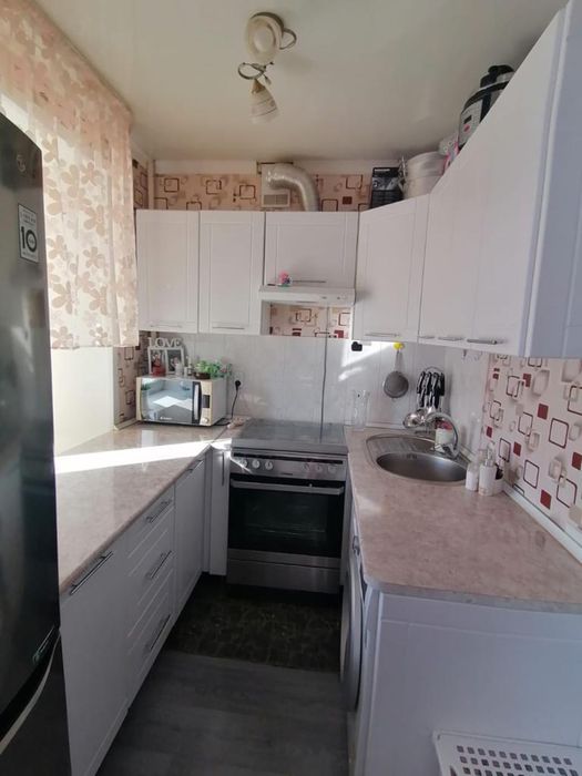 Продам 2 комнатную квартиру
