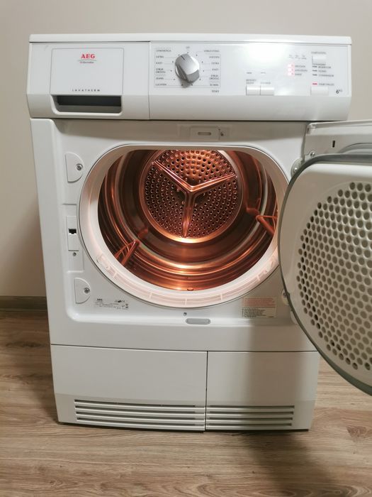 Кондензна сушилня AEG