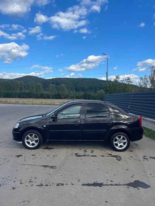 Dacia Logan BlackLine 1.6 16v GPL 2010