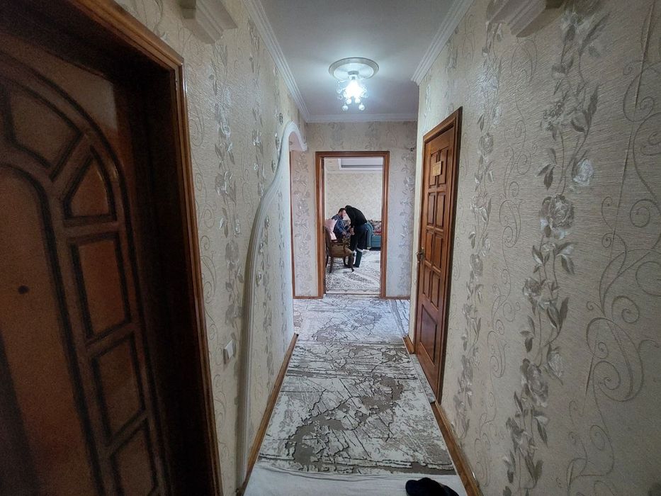 Tinchlik metro Gunchada Kivartira sotiladi