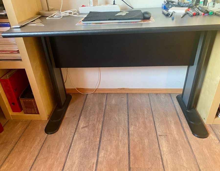 Birou 120 x 75 x 57 cm