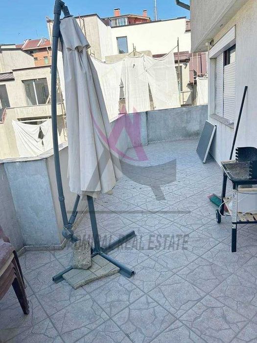 Дава се под наем Тристаен апартамент в Варна, Цветен квартал - 68 кв.м за 358 € - Снимка #4