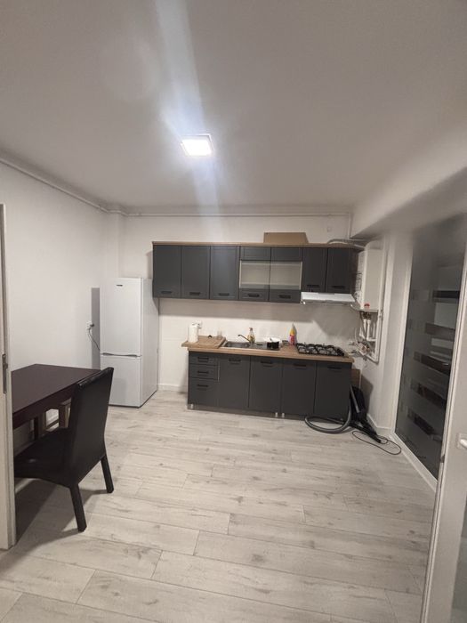 Inchiriez apartament cu 2 camere, Panoramic, Bistrita