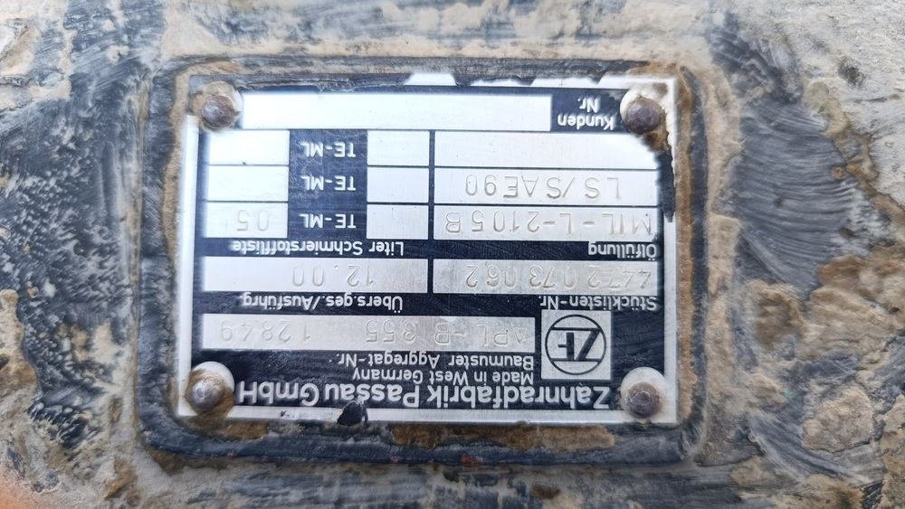 Экскаватор ZF мост