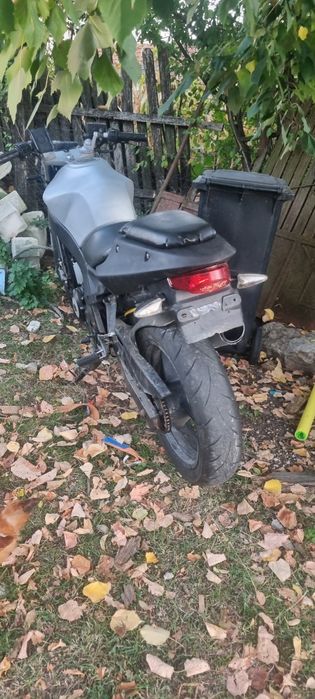 Vând daelim r125