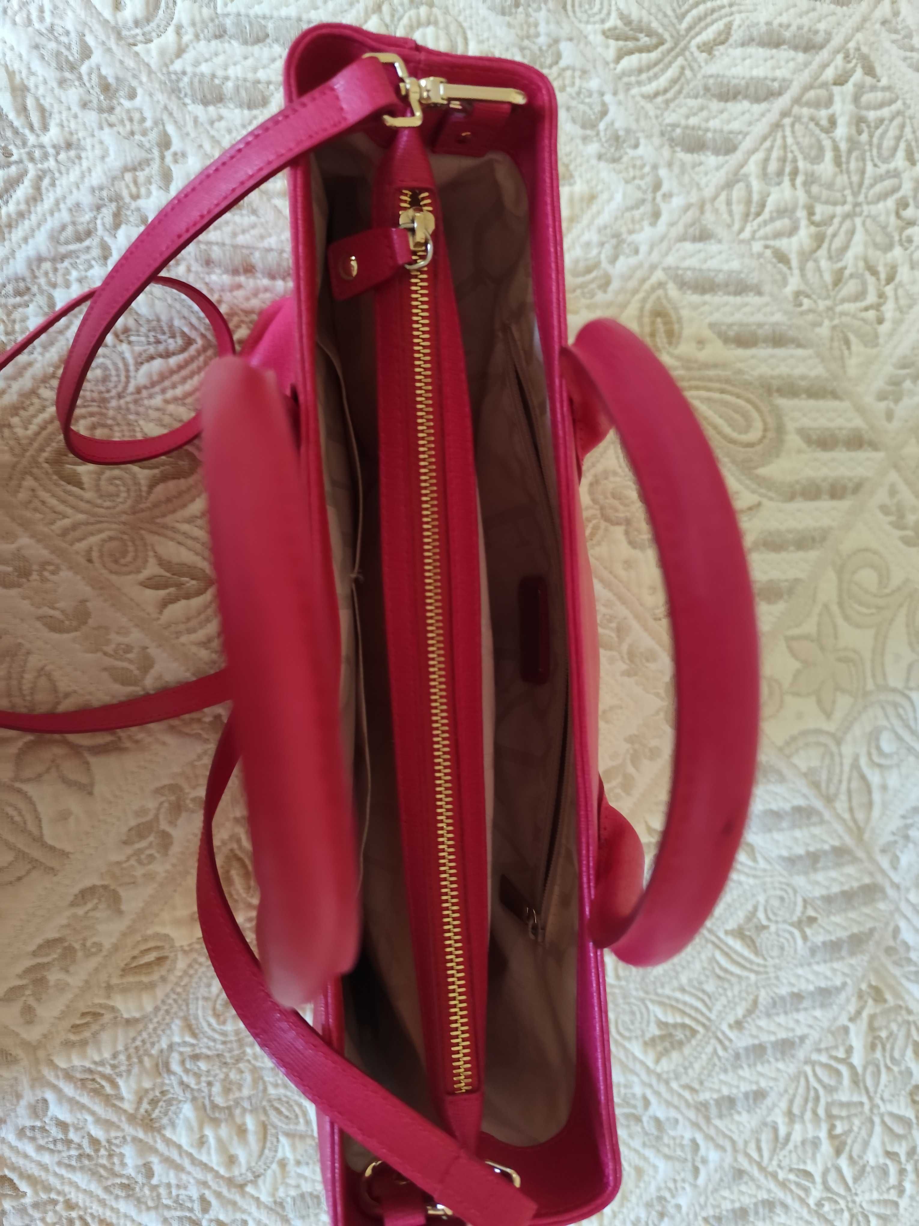 Furla в цвят fuchsia