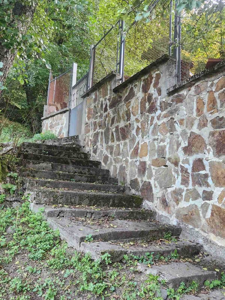 Продава се Парцел в Благоевград, Идеален център - 600 кв.м за 117 €/кв.м - Снимка #2