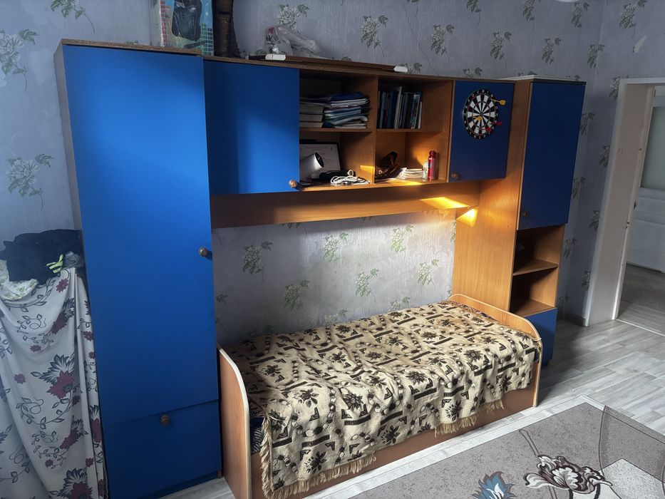 Шкаф кровать бірге сатылады