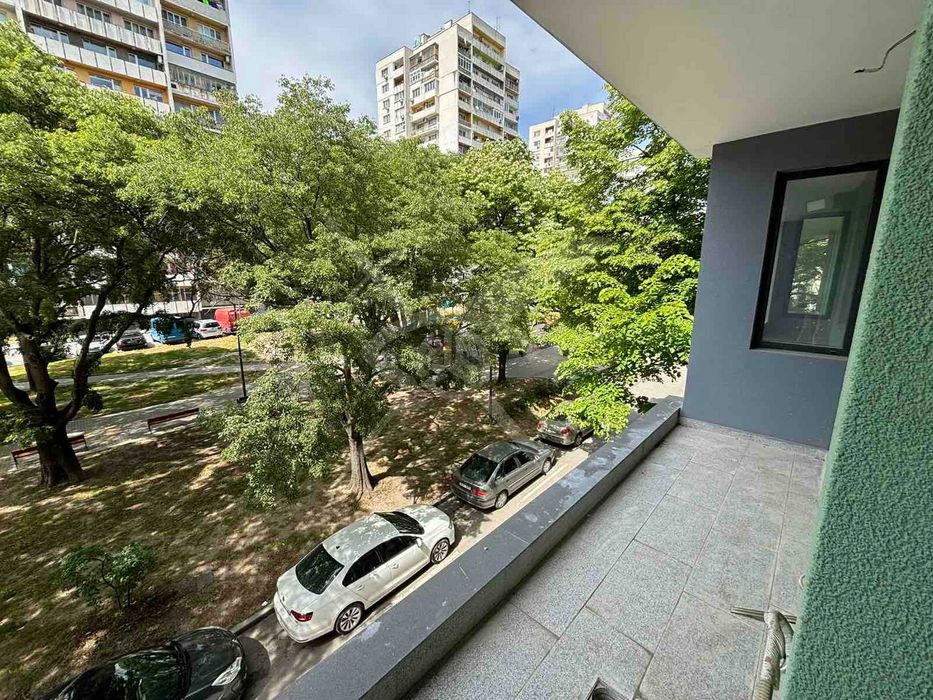 Продава се Тристаен апартамент в Варна, Бизнес хотел - 77 кв.м за 1643 €/кв.м - Снимка #9