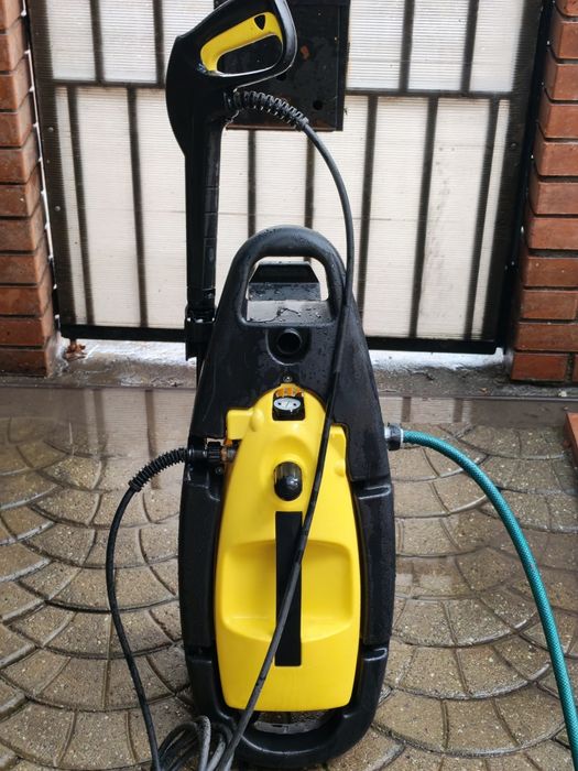 Pompă de spălat cu presiune Karcher