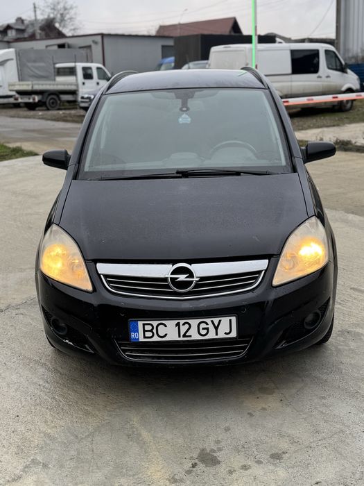 Opel zafira 1.9dcti 2008 /7 locuri/