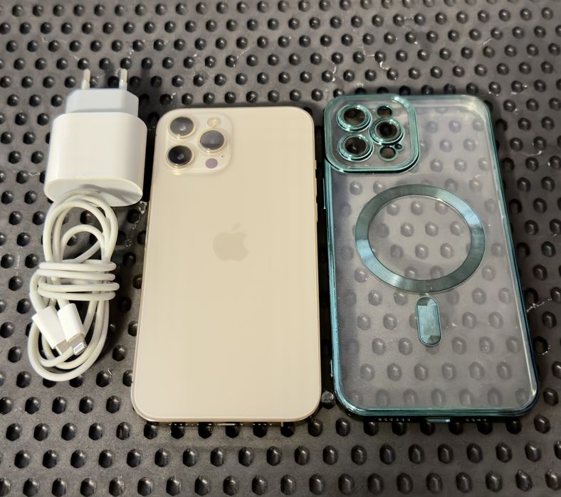 Iphone 12 PRO Max Gold + accesorii in stare bună
