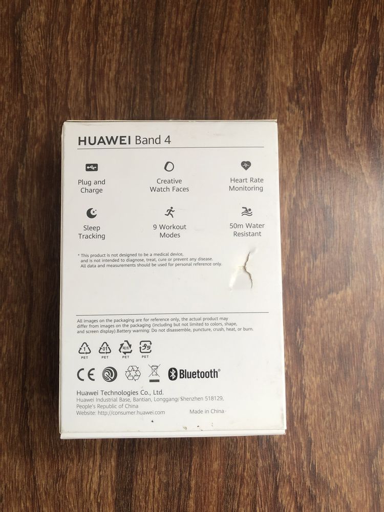 часы Huawei Band 4