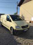 Vând Mercedes Vito