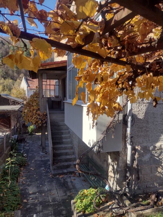 Продавам къща гр.Плачковци