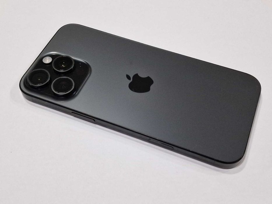 Apple iPhone 16 Pro Max 256GB / сменен дисплей