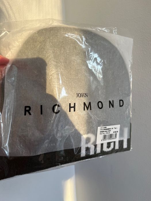 Новые стильные теплые шапки John Richmond оригинал унисекс премиум