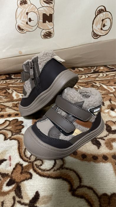 Ботинки зимние в отличном состоянии