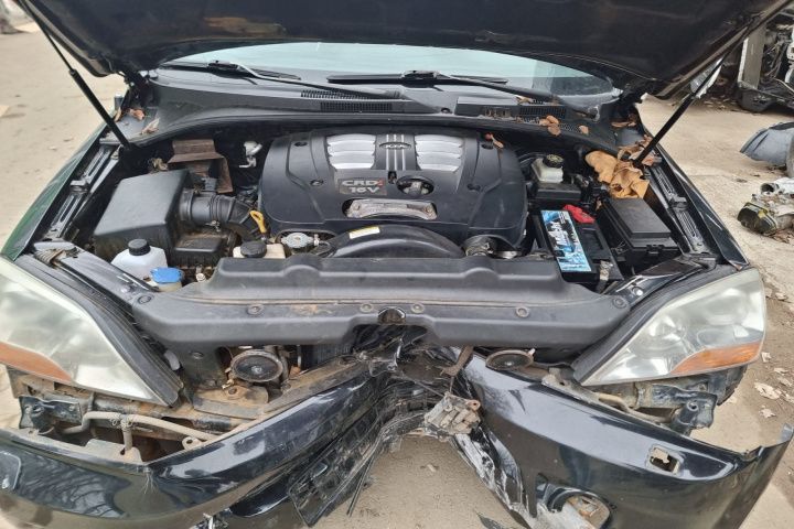 Diferential grup spate Set amortizoare fata Kia Sorento 4X4 motor 2.5crdi  dezmembrez