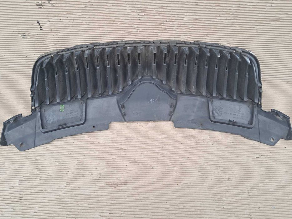 Skoda Fabia 2, grila radiatoare, far stanga, din dezmembrari