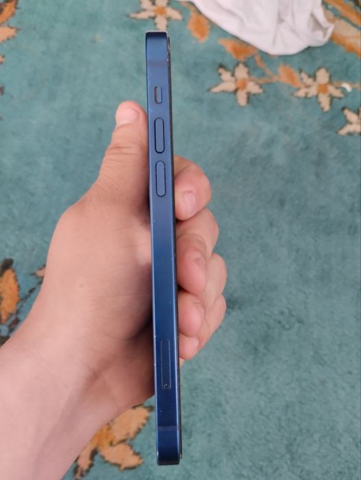 Srochna iphone 12 sotiladi xolat yaxshi